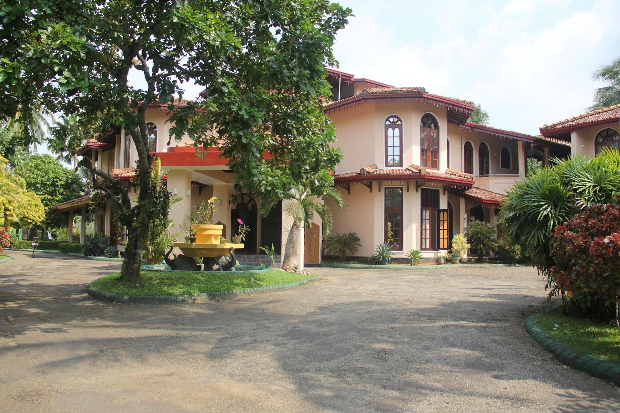 Villa Ranmenika อาฮังกัลลา ภายนอก รูปภาพ